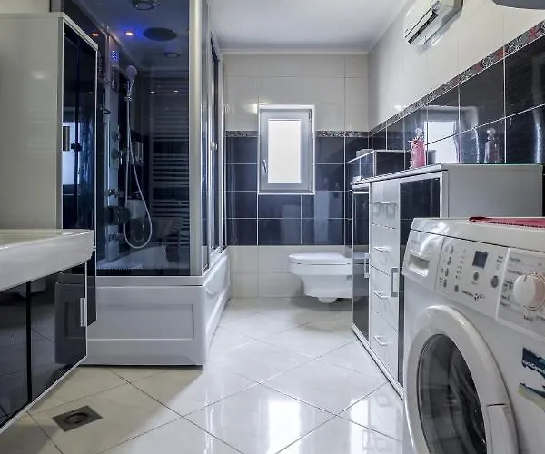 With Parking Space - 12252 Split